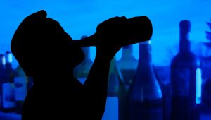 jaki wpływ ma alkoholizm na relacje rodzinne